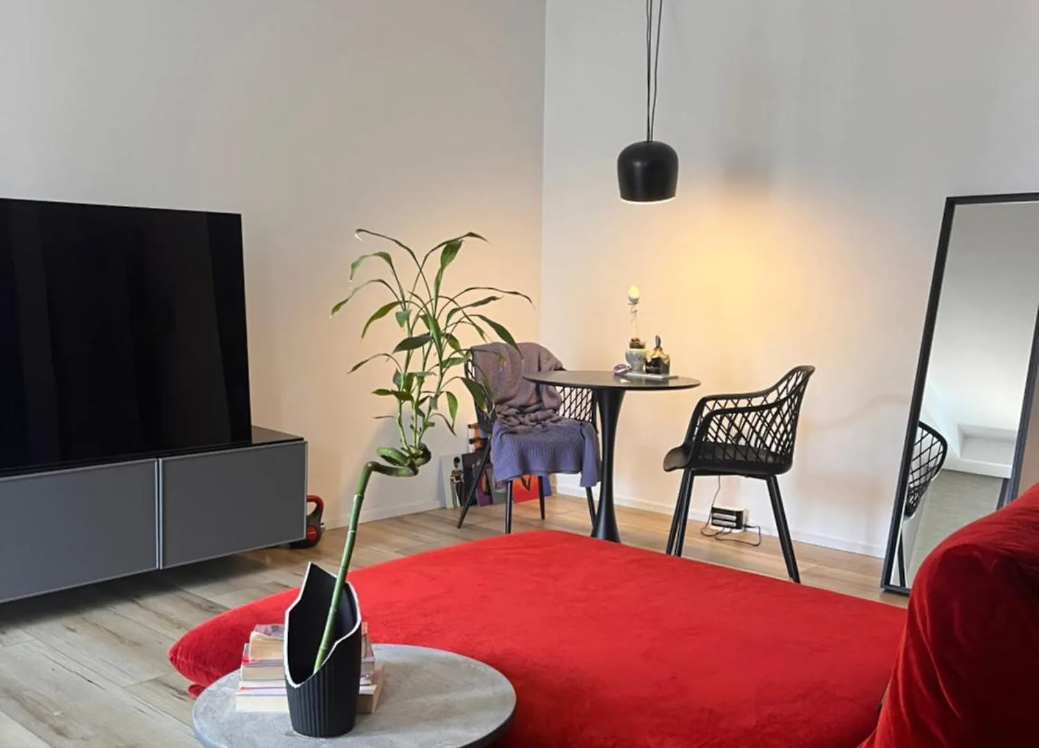 Luxury Apartments Cretuleasca